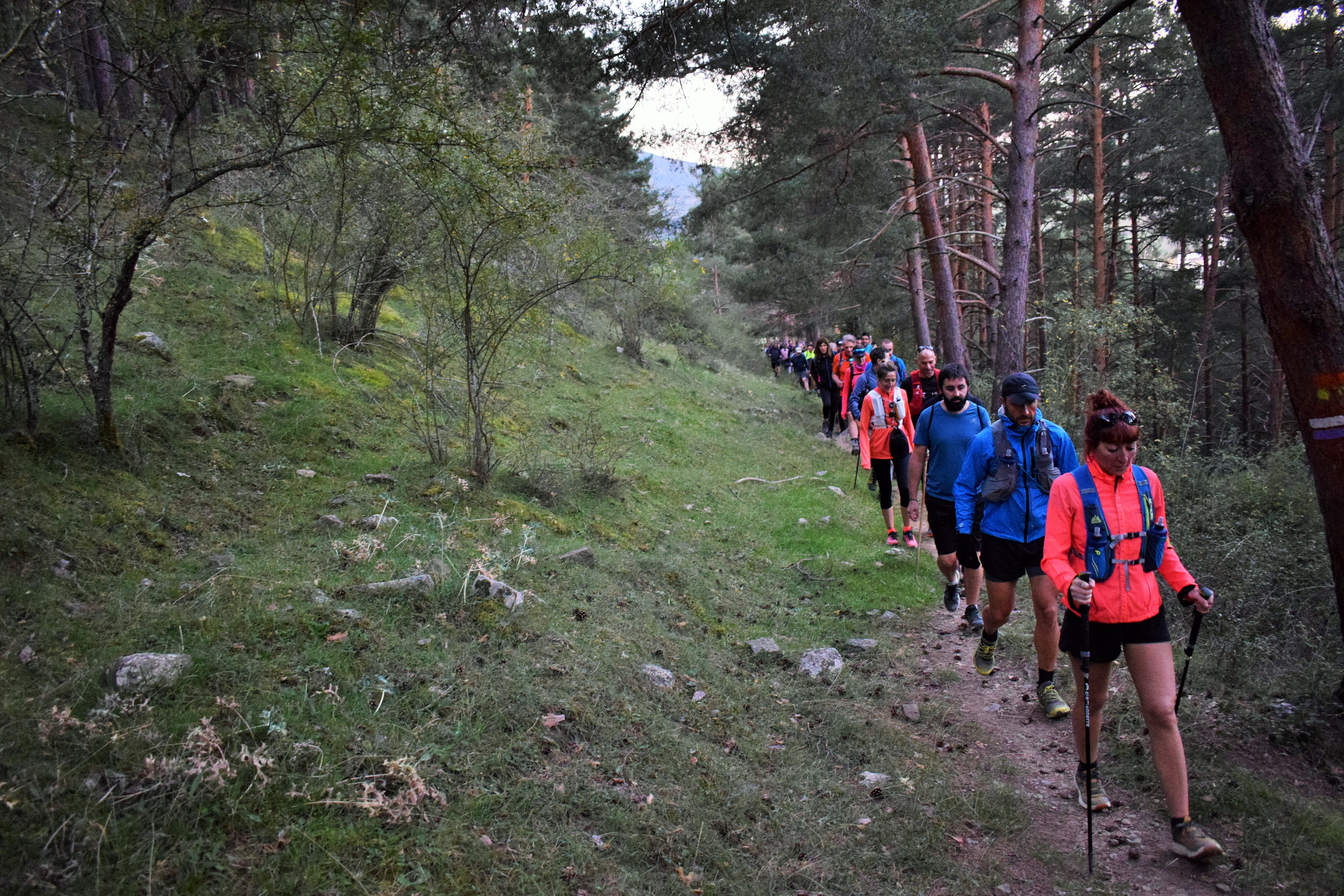 Instantes de la marcha de Hoyos
