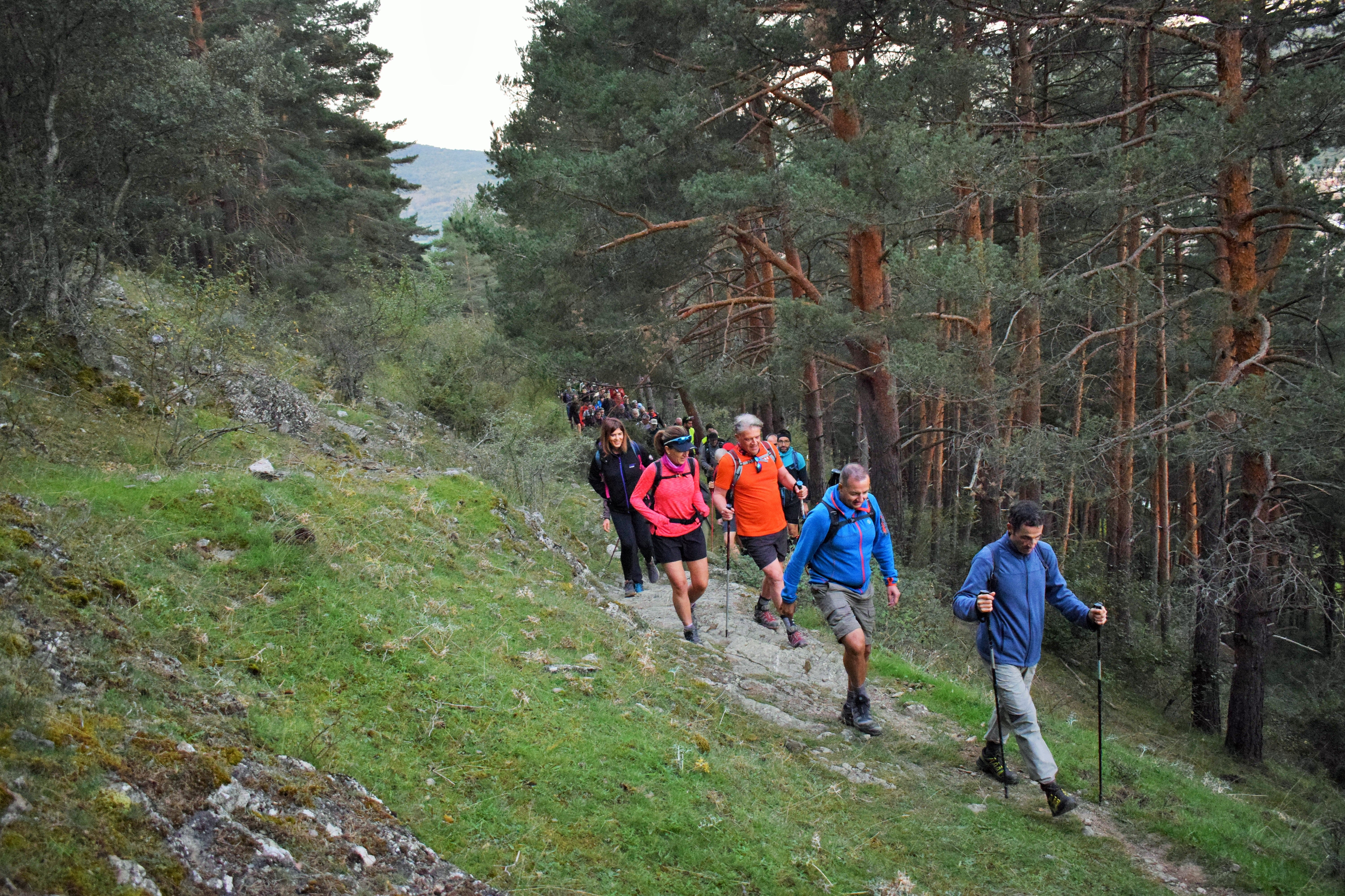 Instantes de la marcha de Hoyos