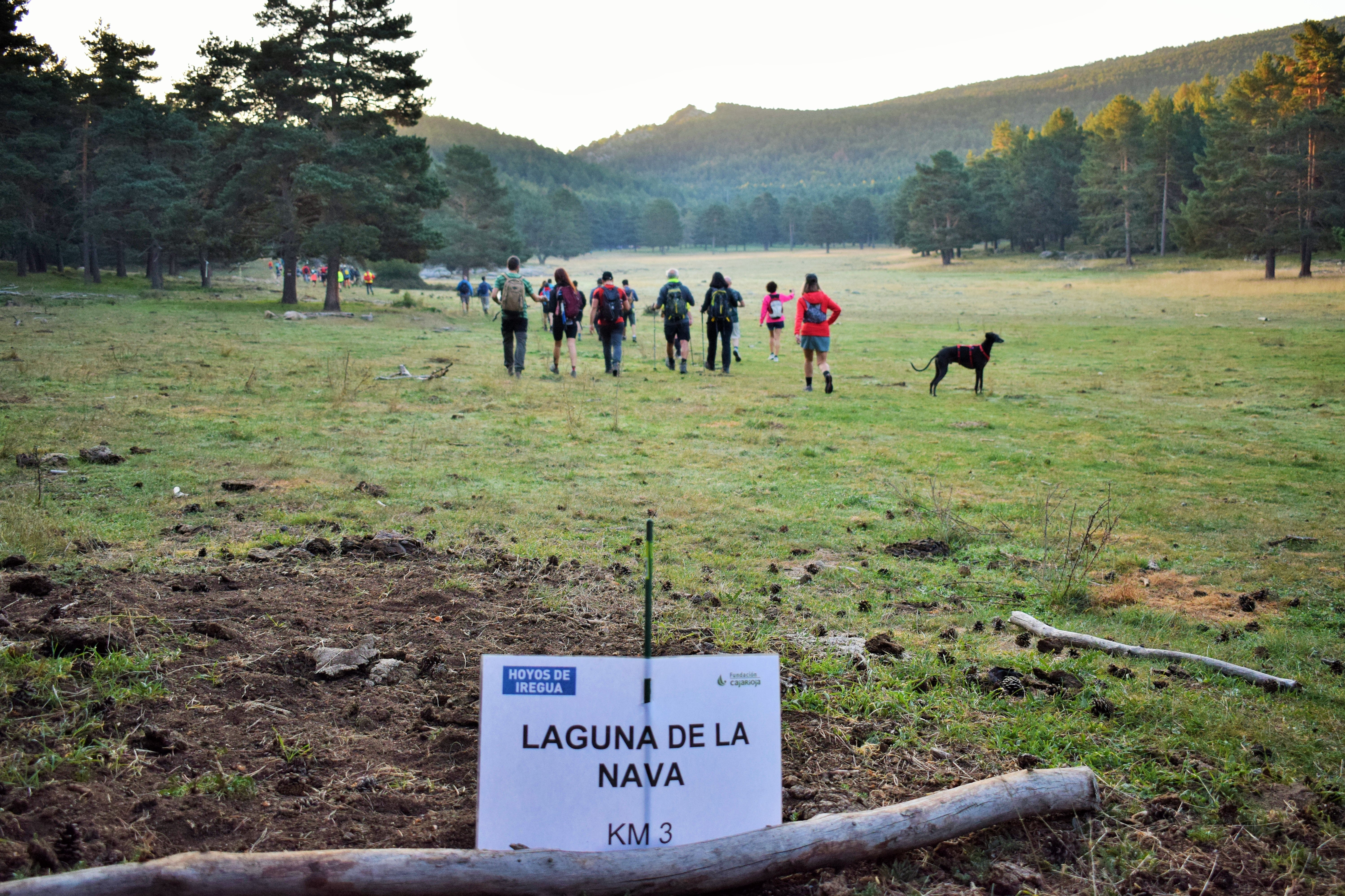 Instantes de la marcha de Hoyos