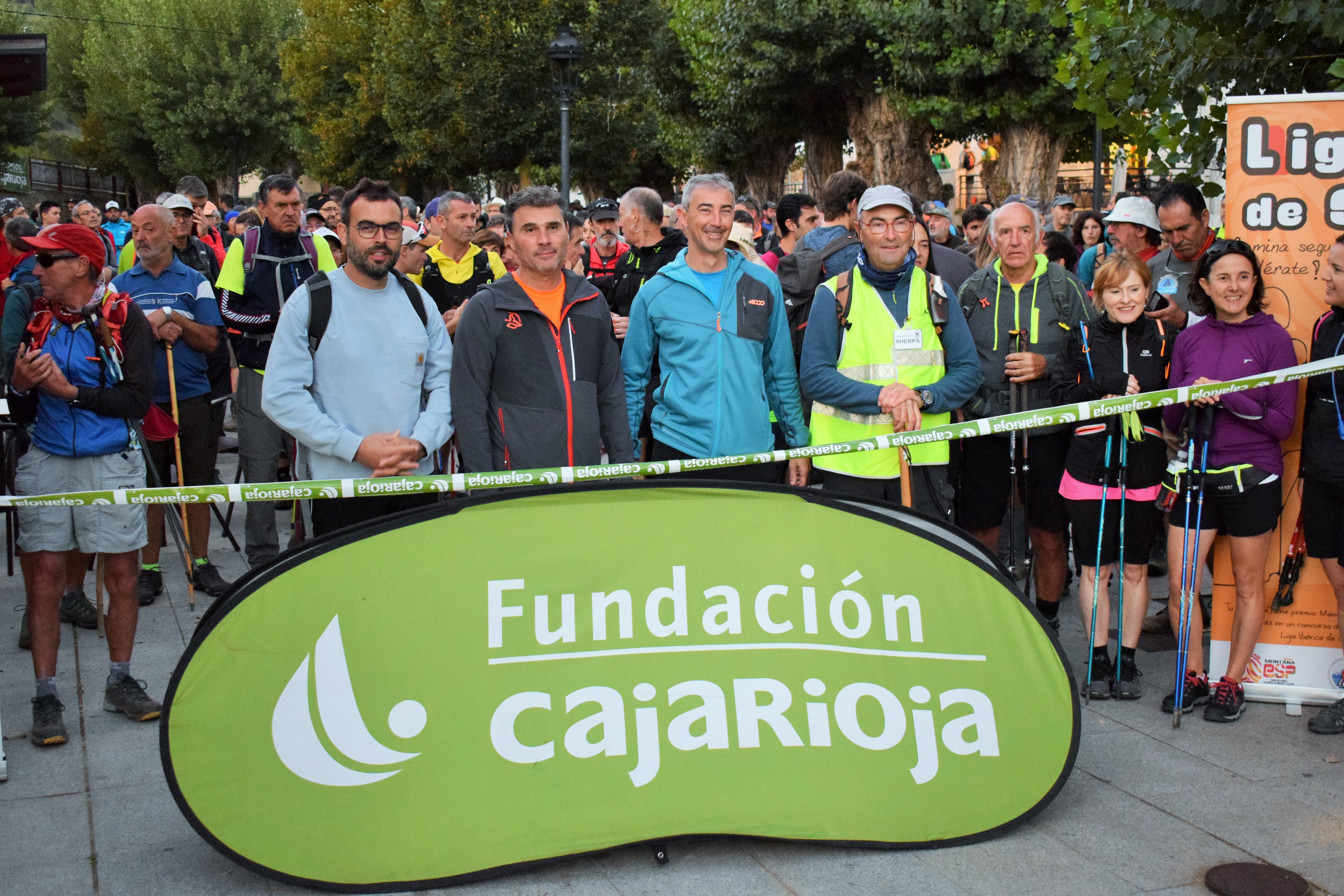 Instantes de la marcha de Hoyos