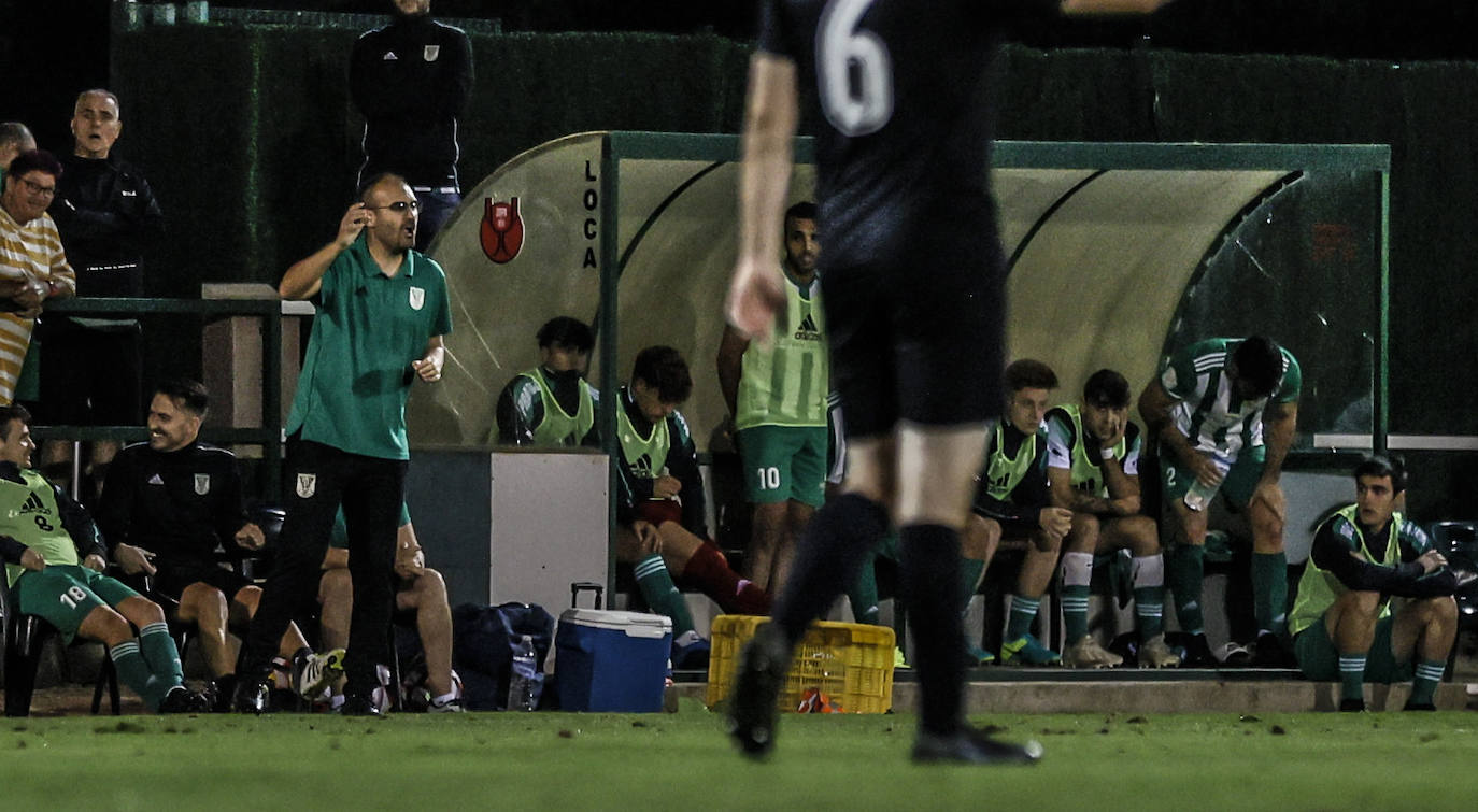 Las imágenes de la derrota del Pradejón ante el Atlético de Lugones