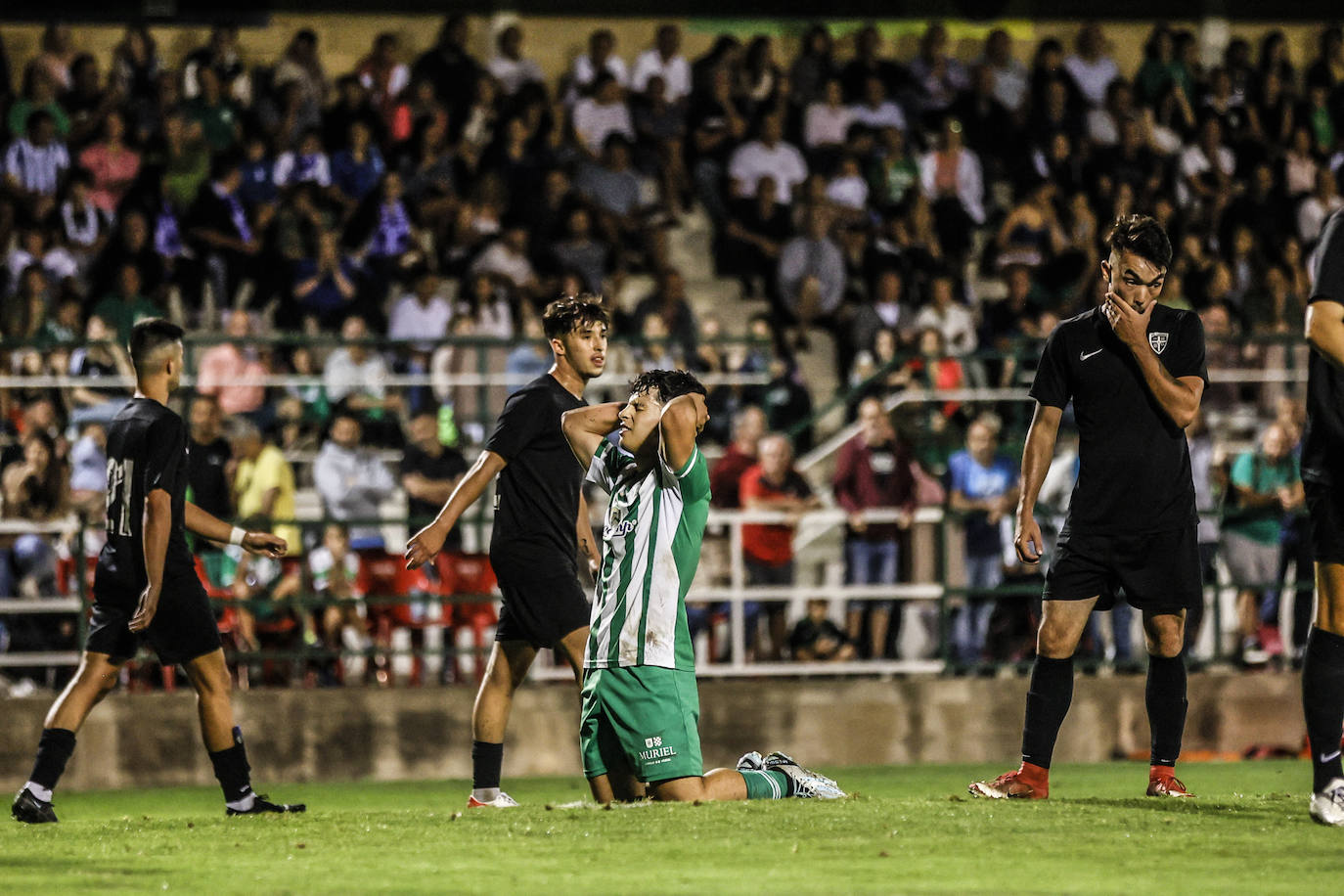 Las imágenes de la derrota del Pradejón ante el Atlético de Lugones