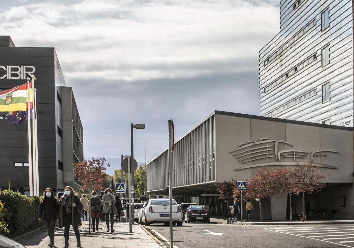 Imagen del exterior del Hospital San Pedro de Logroño.