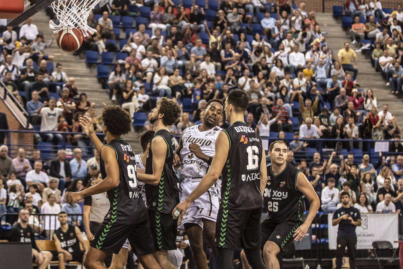 Clavijo 62 - Betis 56