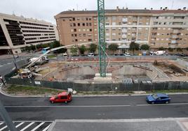 Aspecto que presentan las obras de la subestación soterrada tras un año de construcción del 'edificio' que albergará la instalación como tal.