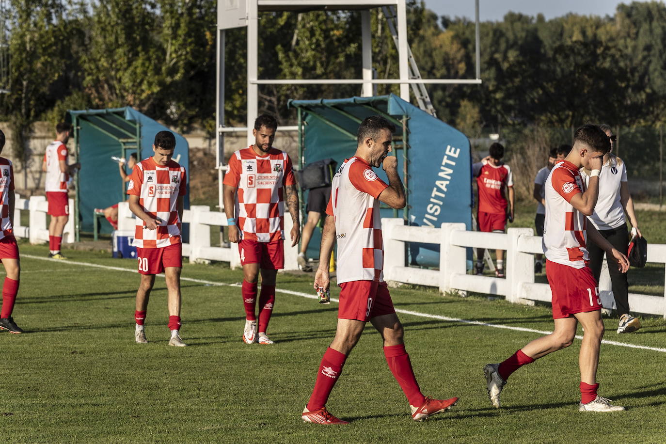 Jugadores del Varea, en un partido de esta temporada.