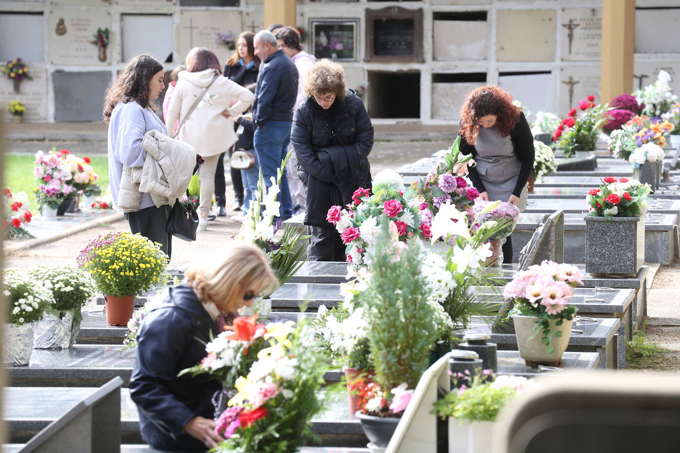 El Día de Todos los Santos, en el cementerio de Logroño