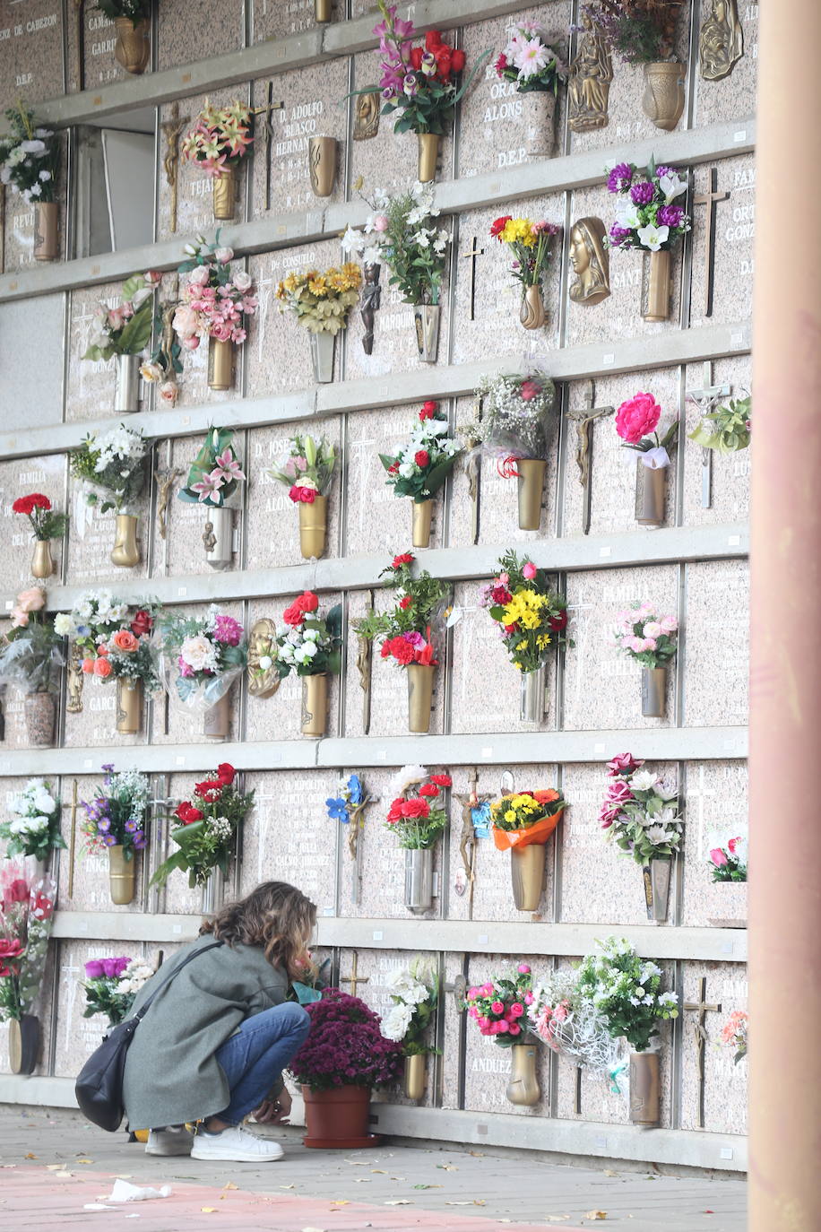 El Día de Todos los Santos, en el cementerio de Logroño