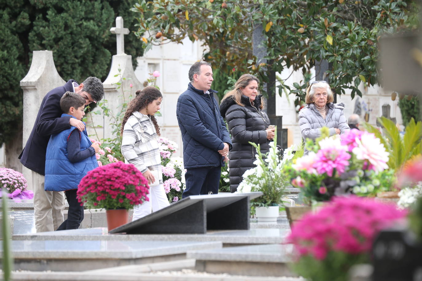 El Día de Todos los Santos, en el cementerio de Logroño