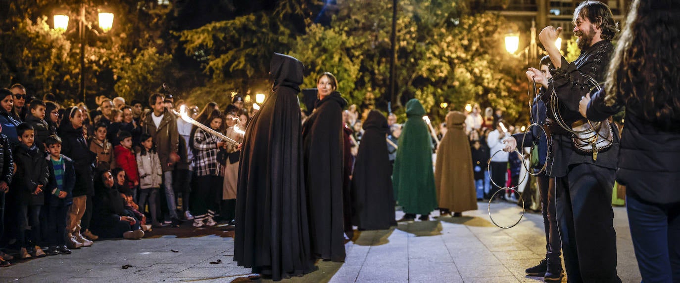 &#039;El baile de los malditos&#039; cerró la fiestas de las brujas