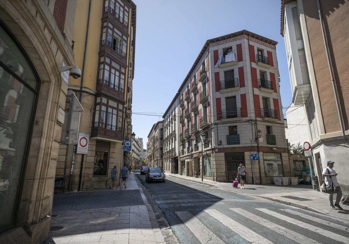 Confluencia de Sagasta con Marqués de San Nicolás.