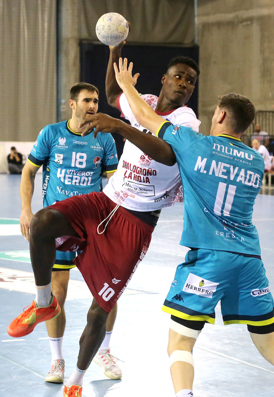 Triunfo del Ciudad de Logroño ante Nava