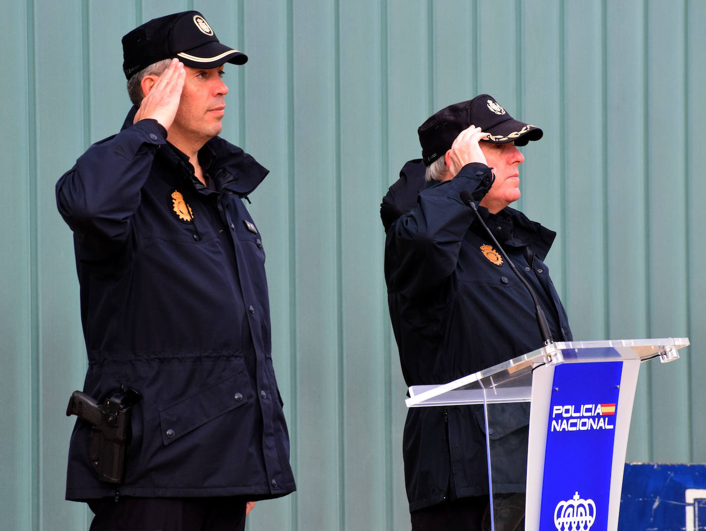 La Policía Nacional se acerca a los niños