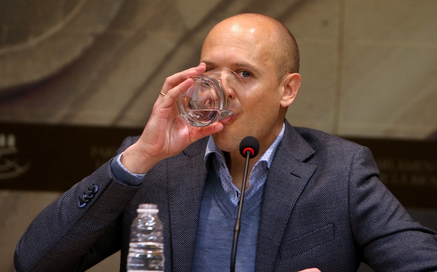 Esteban Pardo, durante su comparecencia, en 2018, ante la comisión del Parlamento creada para investigar la aprobación del PGM que supuso la legalizacion del chalé del expresidente Pedro Sanz.