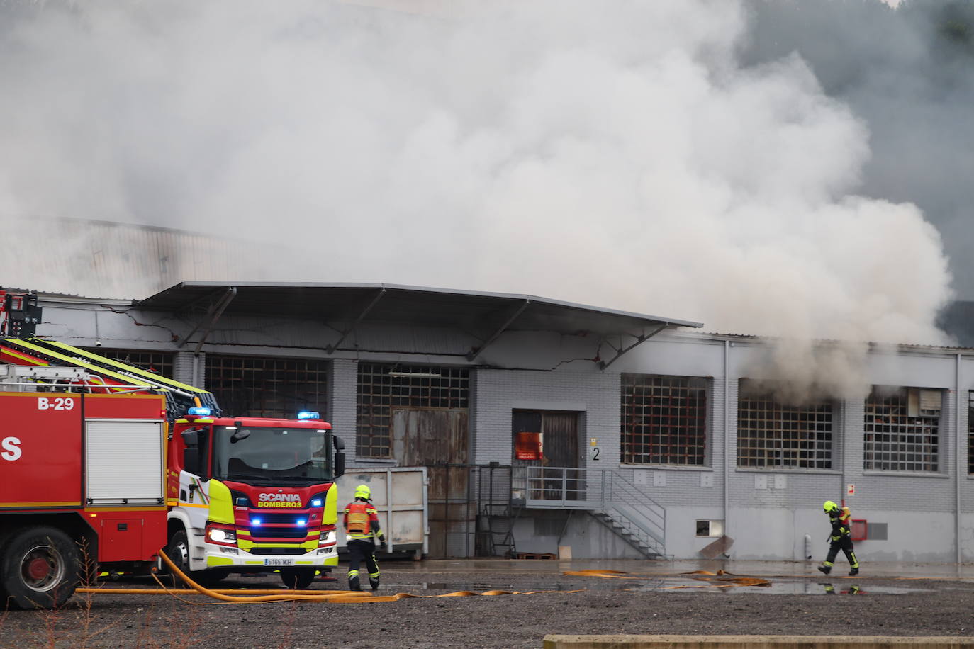 Así han quedado las instalaciones de Calzados Fal tras el incendio