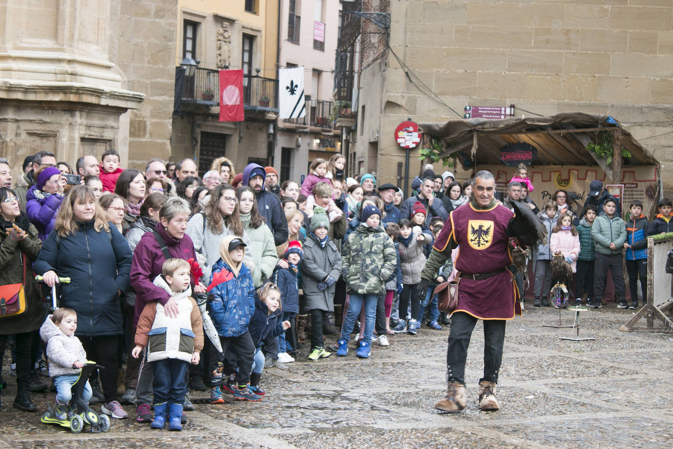 Las ferias de Santo Domingo continúan bajo la lluvia