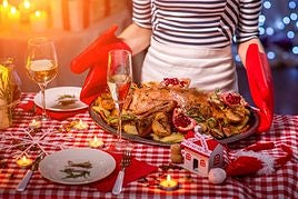 El pavo relleno es el plato más característico de la cena navideña en los Estados Unidos.