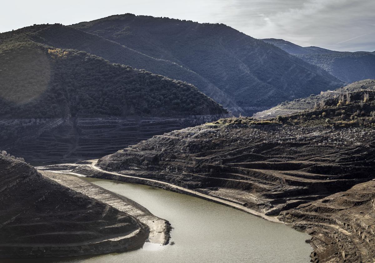 El embalse de Enciso, en una imagen del pasado miércoles, 6 de diciembre.