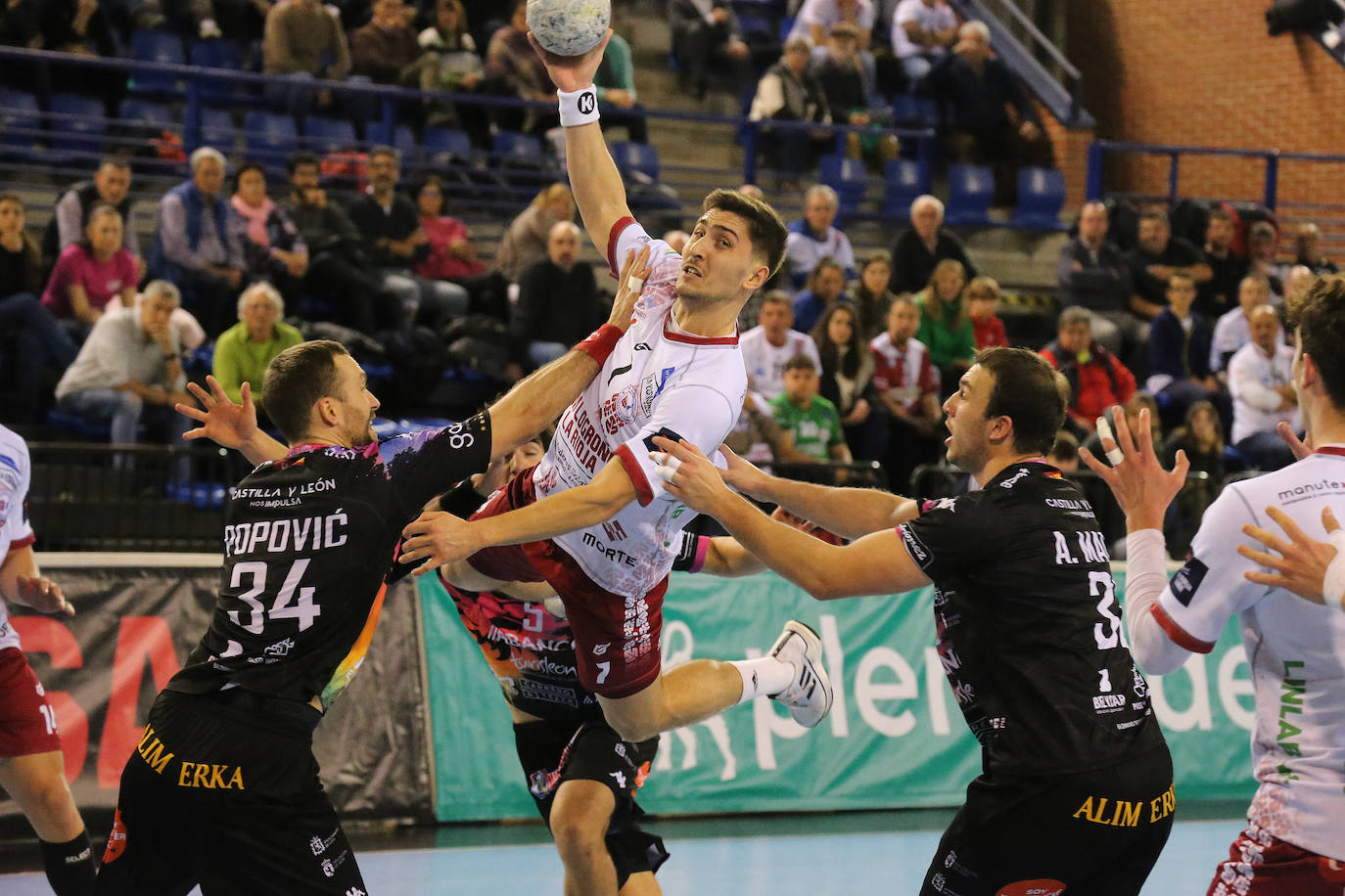 Las imágenes del Ciudad de Logroño-Ademar de León