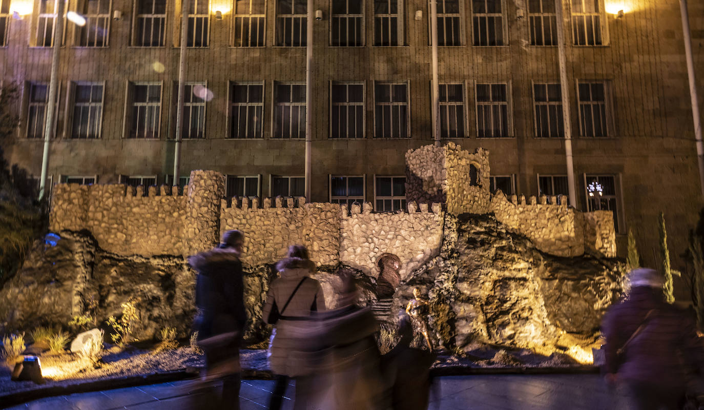 Primera visita nocturna del belén de Logroño