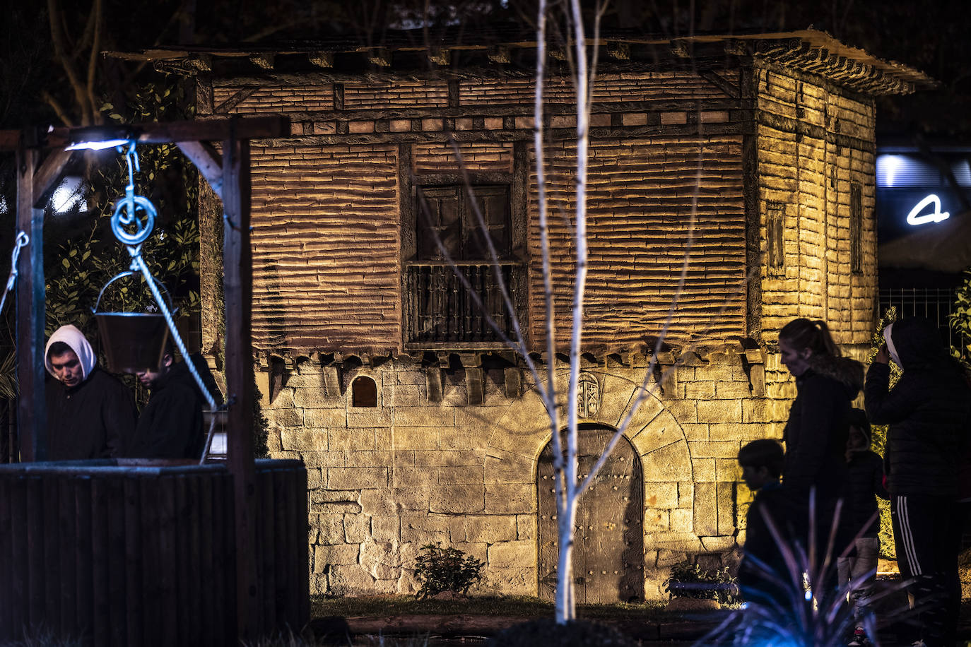 Primera visita nocturna del belén de Logroño