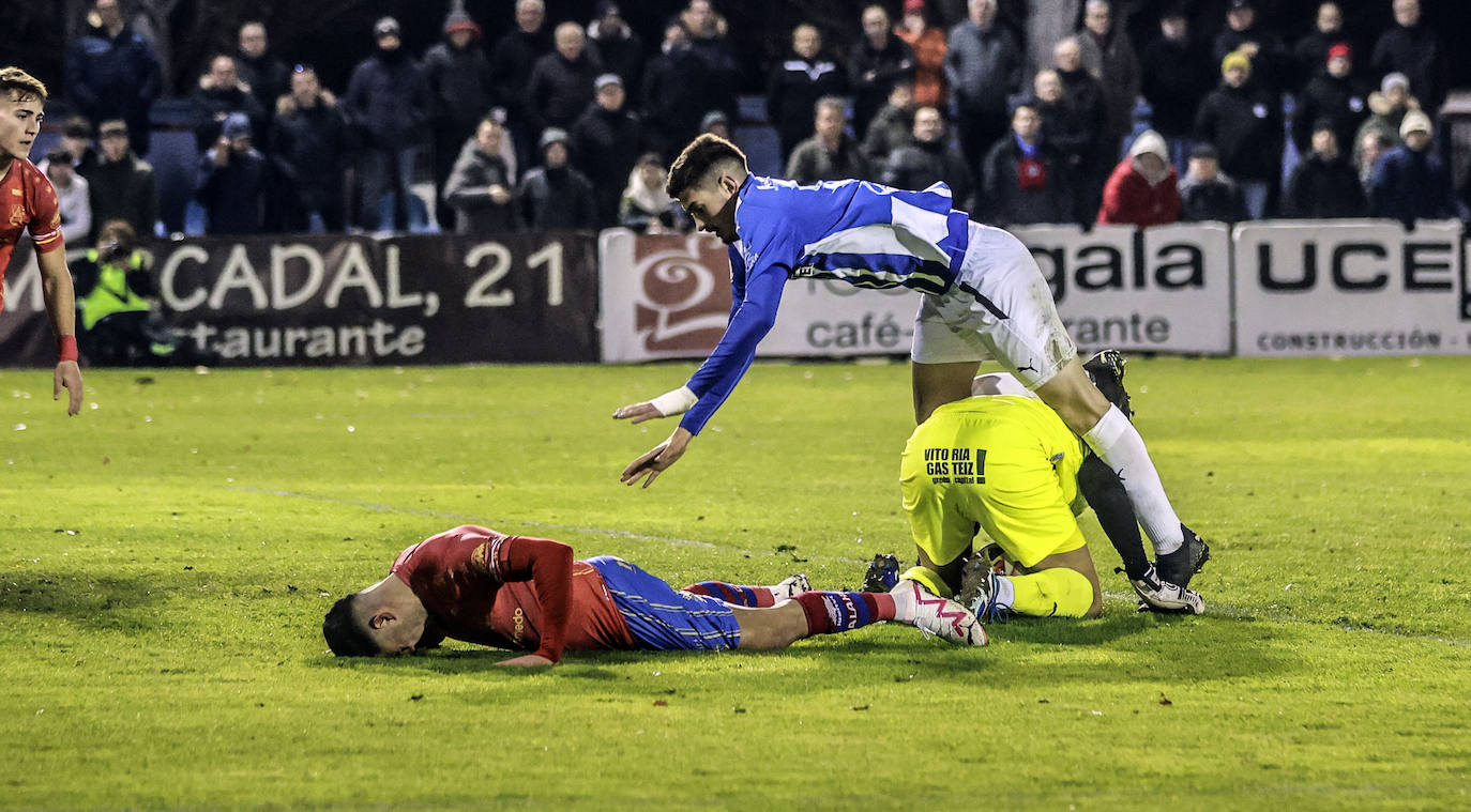 El Calahorra-Alavés, en imágenes