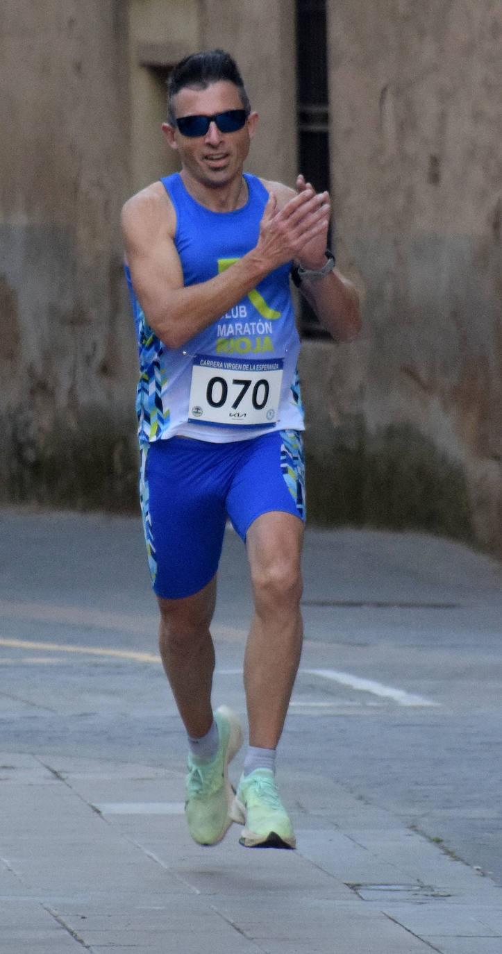 Las imágenes de la carrera popular Virgen de la Esperanza disputada en Cenicero