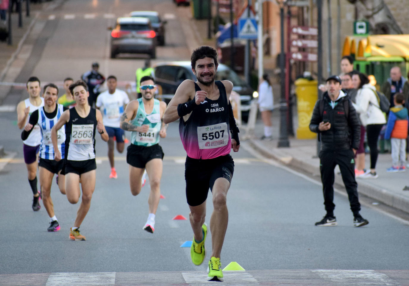 Las imágenes de la carrera popular Virgen de la Esperanza disputada en Cenicero