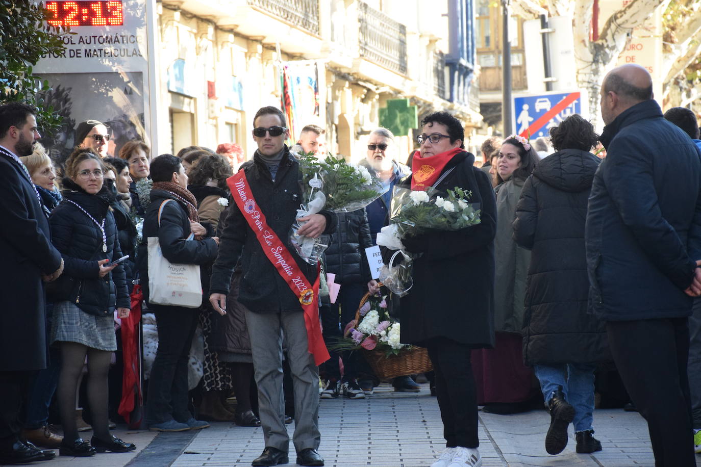 Ofrenda de flores a la Virgen de la Esperanza