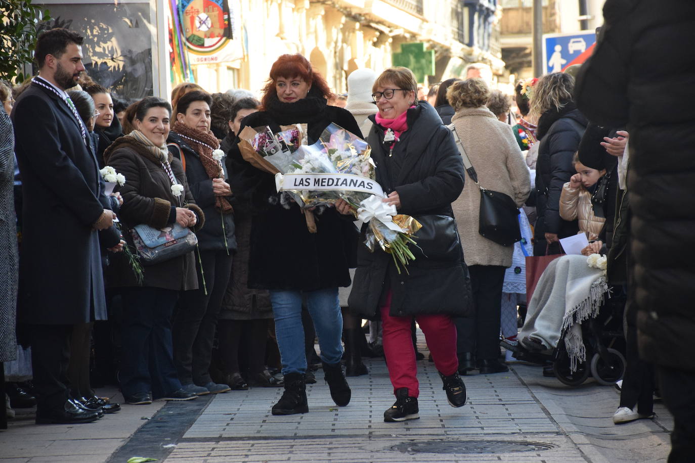 Ofrenda de flores a la Virgen de la Esperanza