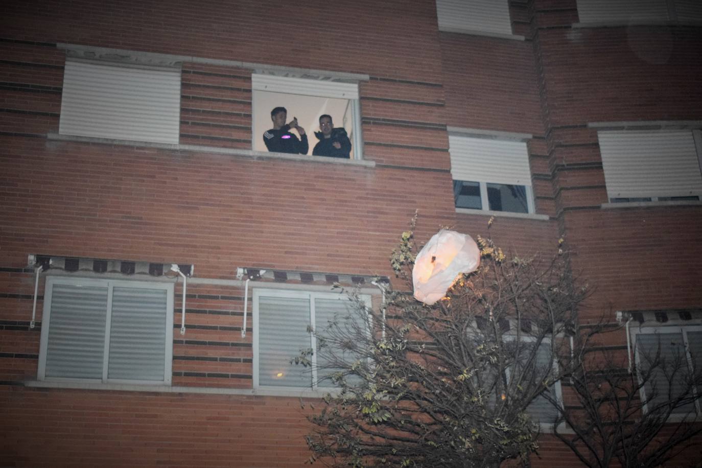 Suelta de farolillos en Fuenmayor