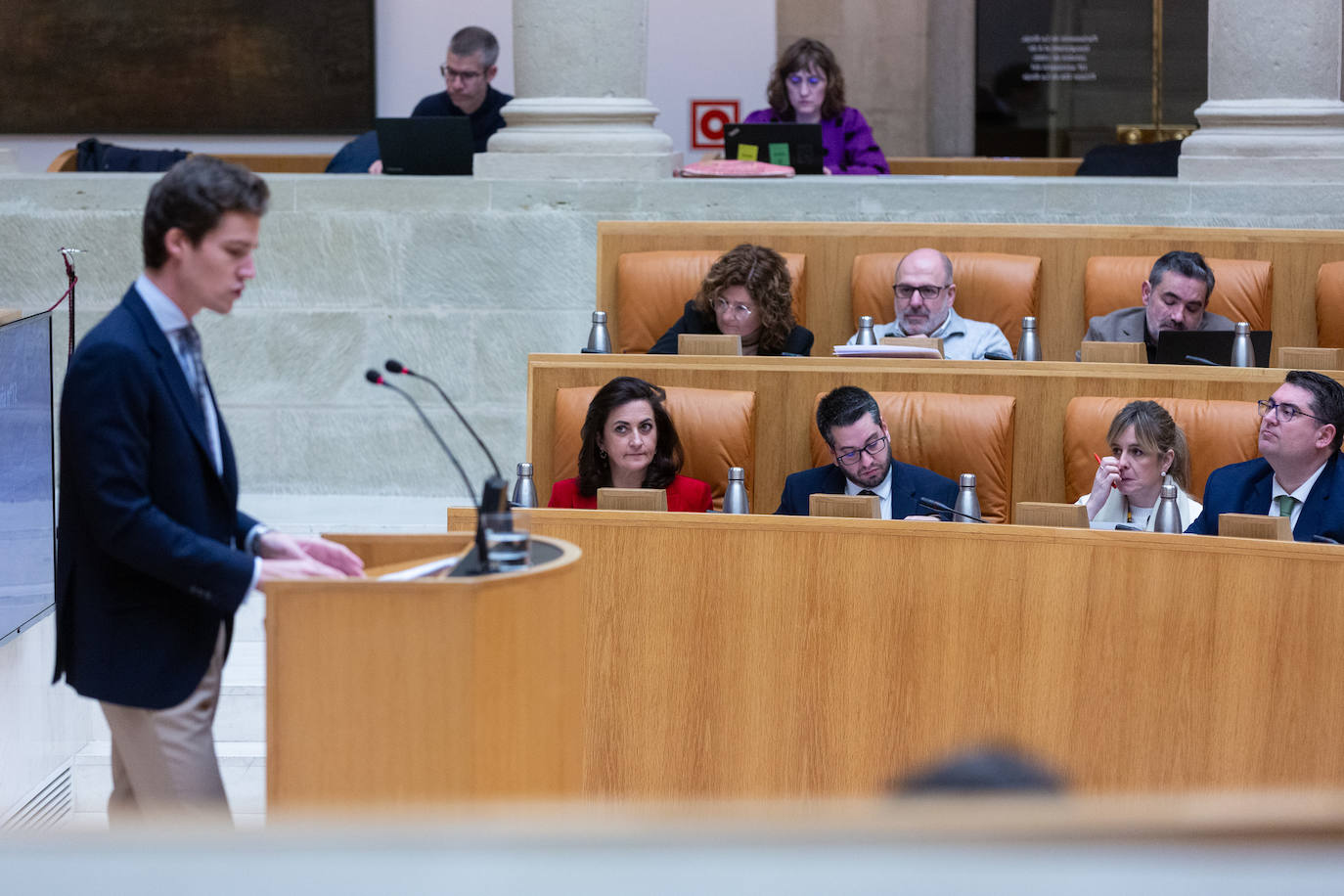 Las imágenes del Pleno del Parlamento de La Rioja