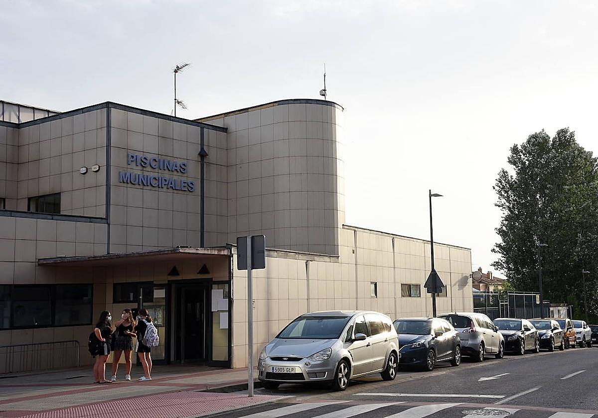 La obra de reparación del spa también tendrá que esperar por quedar desierta