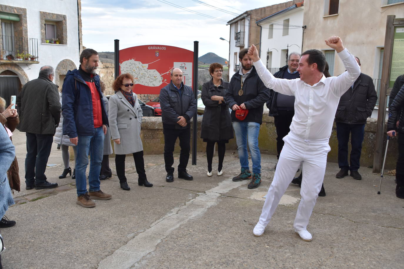 Fotos: Baile de &#039;los brindis&#039; en Grávalos