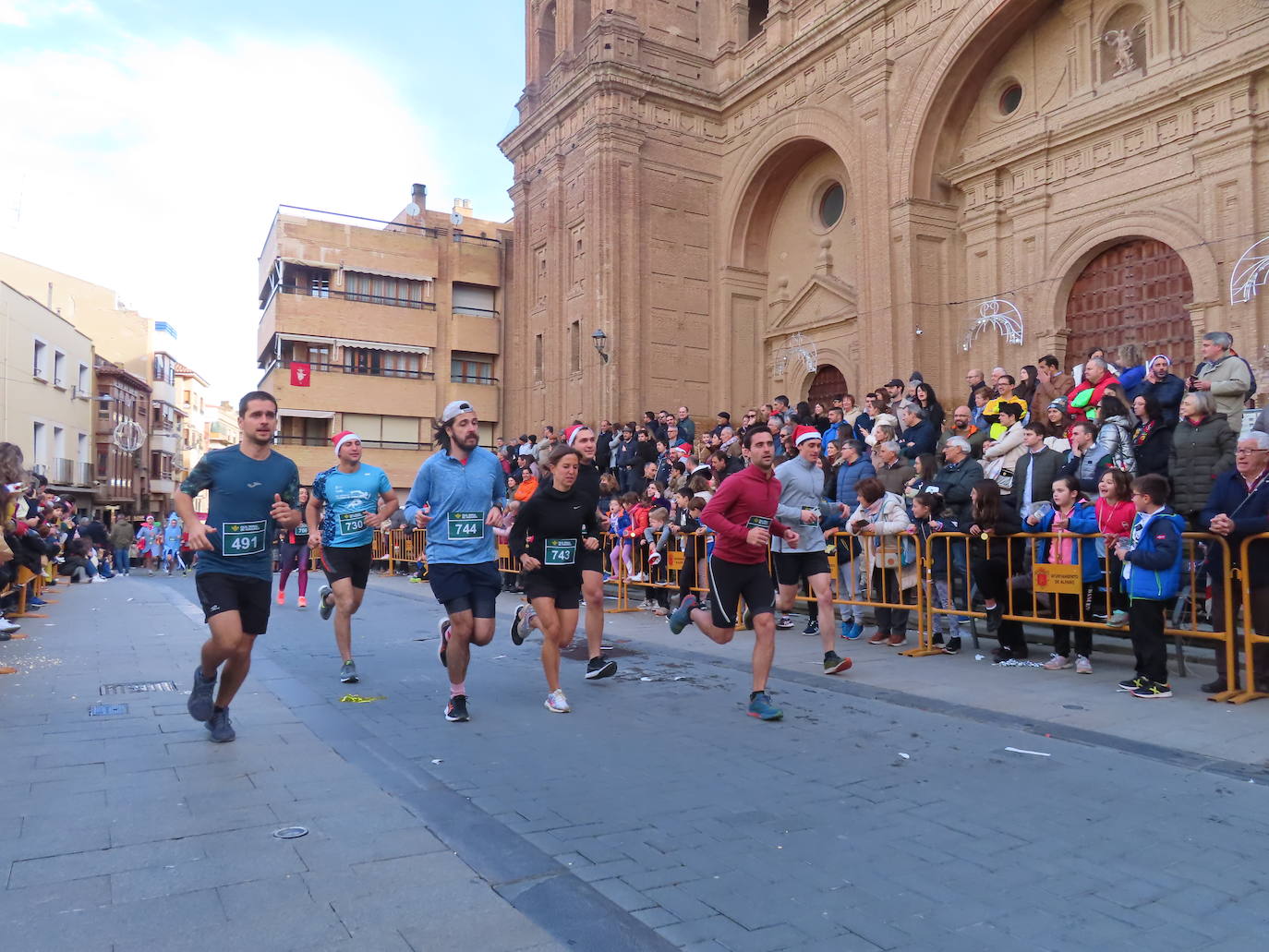 Fotos: Todas las fotos de la San Silvestre alfareña