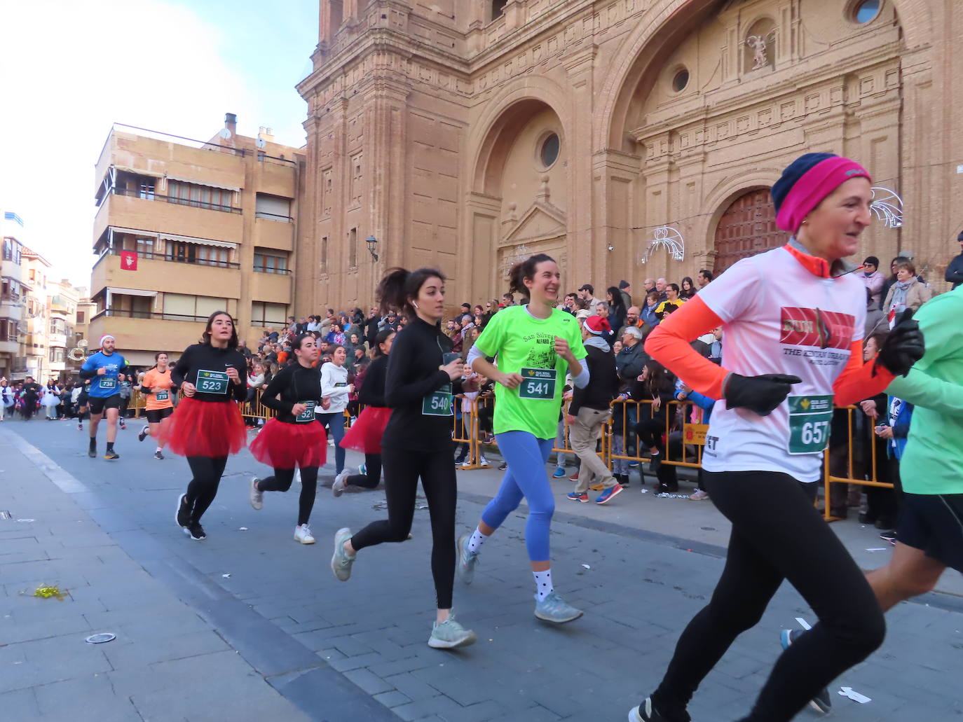 Fotos: Todas las fotos de la San Silvestre alfareña