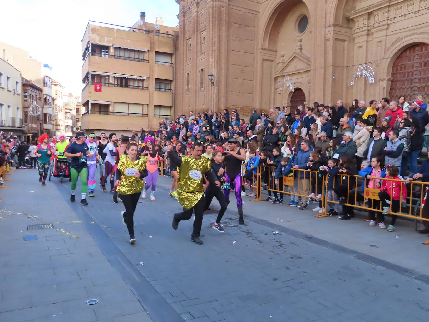 Fotos: Todas las fotos de la San Silvestre alfareña