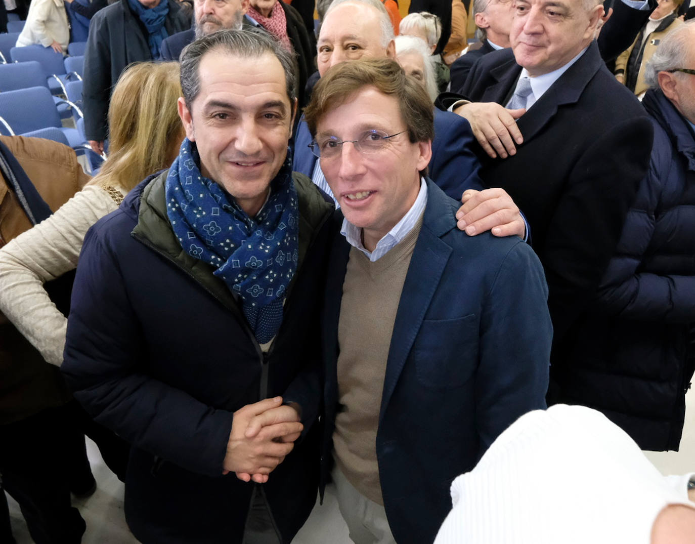 Fotos: Almeida y Gamarra acompañan a Conrado Escobar en su presentación como candidato a la Alcaldía de Logroño