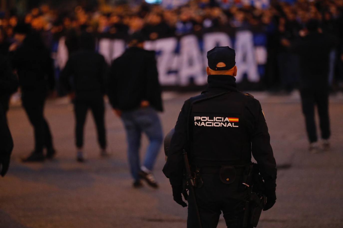 Fotos: El camino de la afición de la Real de República Argentina a Las Gaunas