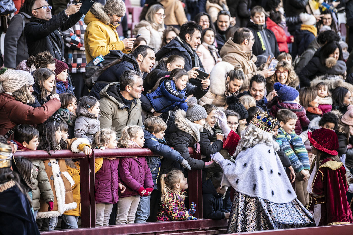 Fotos: Los Reyes Magos llegan a Logroño