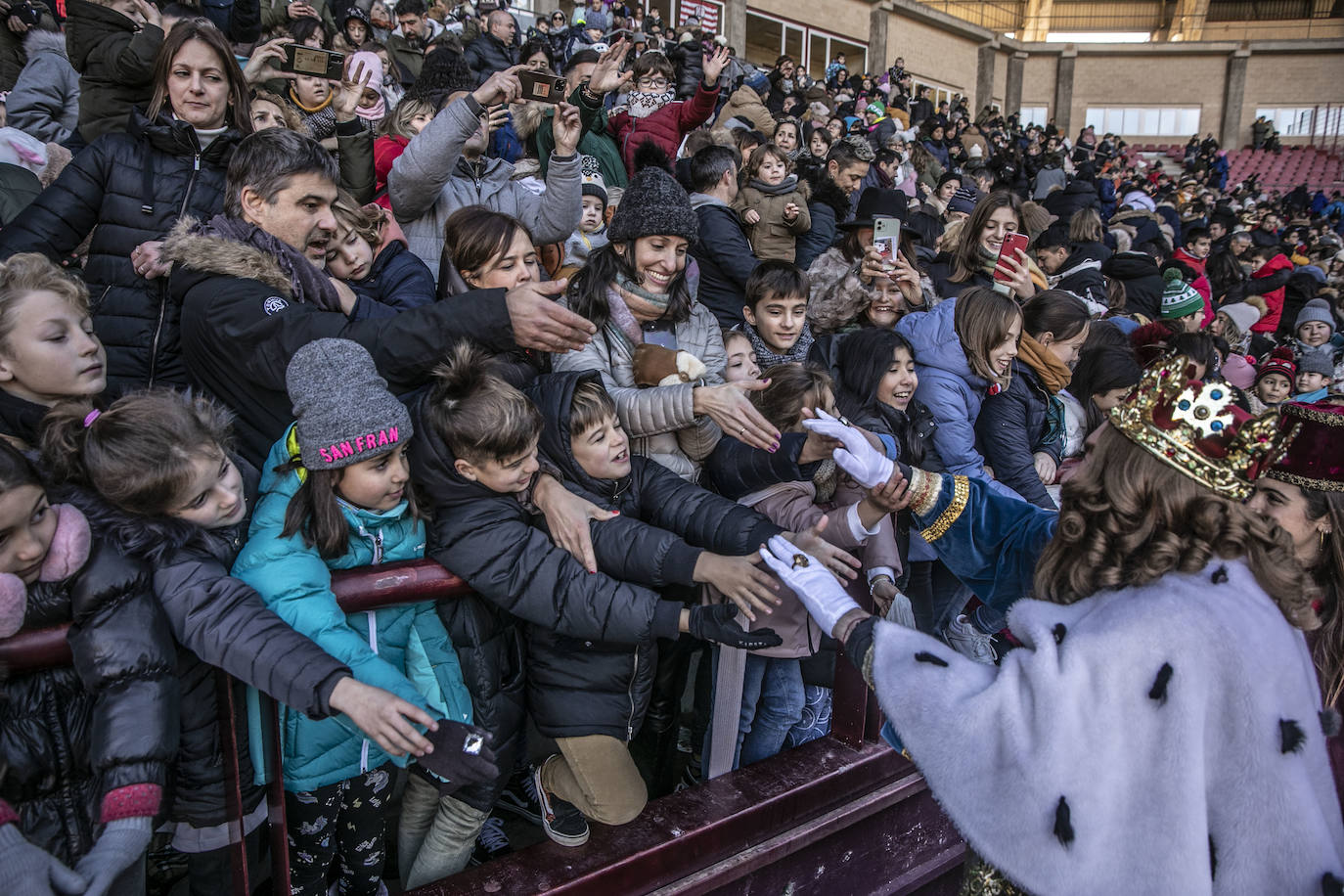 Fotos: Los Reyes Magos llegan a Logroño