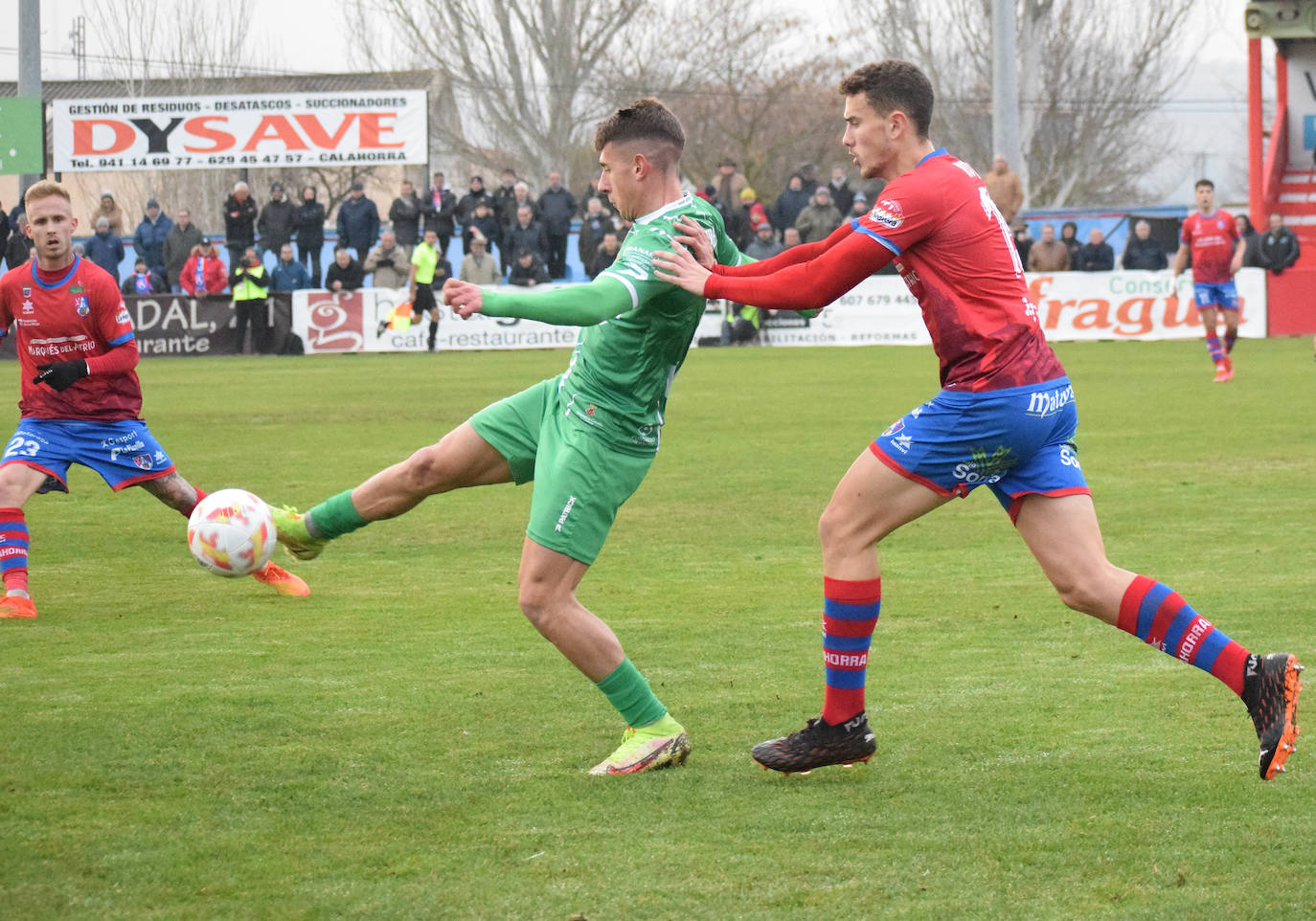Fotos: Las imágenes del partido entre el CD Calahorra y el Cornellá