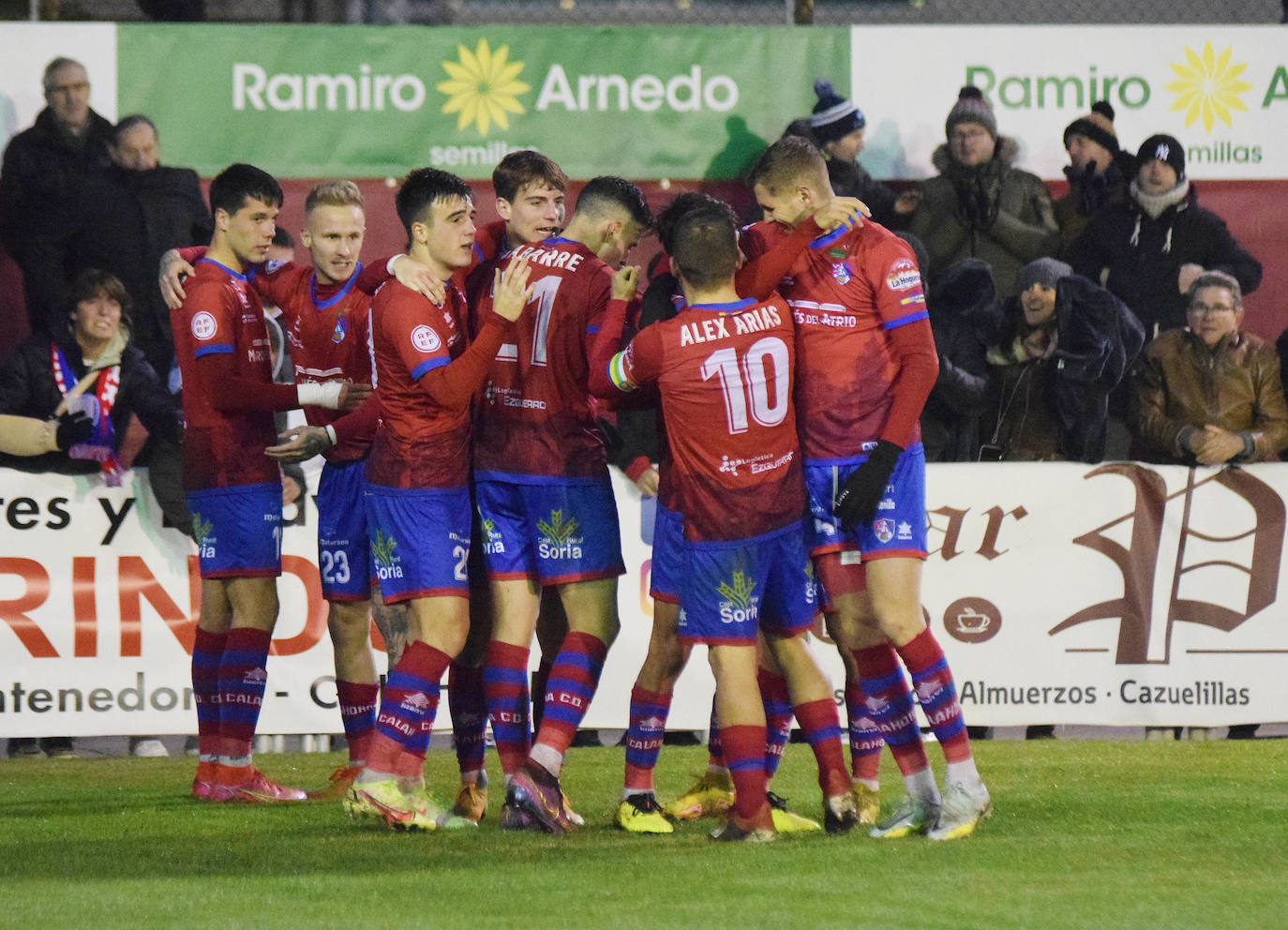 Fotos: Las imágenes del partido entre el CD Calahorra y el Cornellá