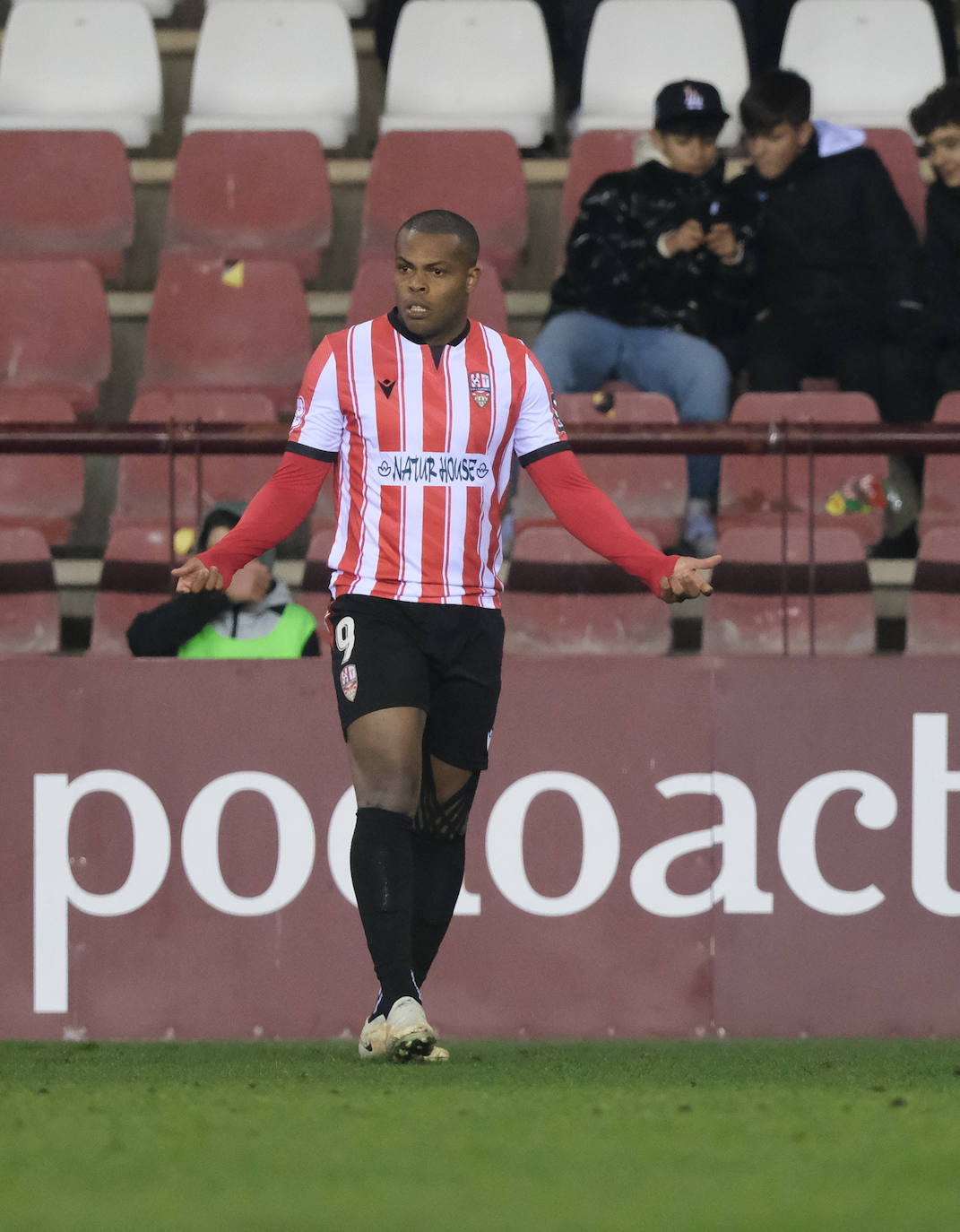 Fotos: Las imágenes del UDL-Barcelona B