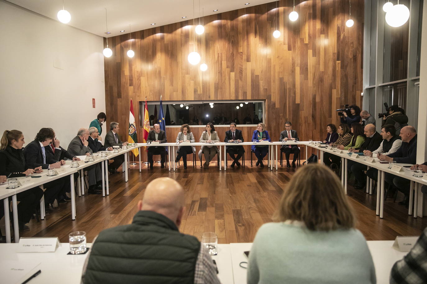 Reunión de Planas con la Comisión Permanente del Consejo Regulador. 