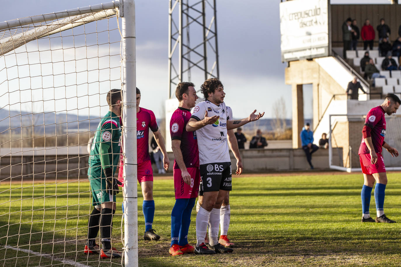 Fotos: El derbi de Segunda Federación: Alfaro-Arnedo