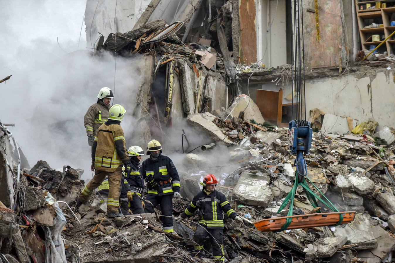 Fotos: El bombardeo de un edificio de viviendas en Dnipró crea una de las mayores masacres la guerra de Ucrania