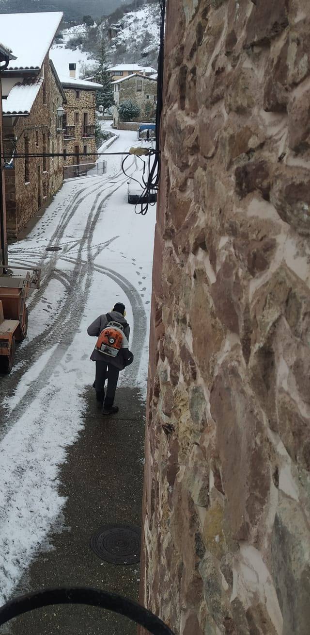 Fotos: La nieve y el hielo llegan a La Rioja