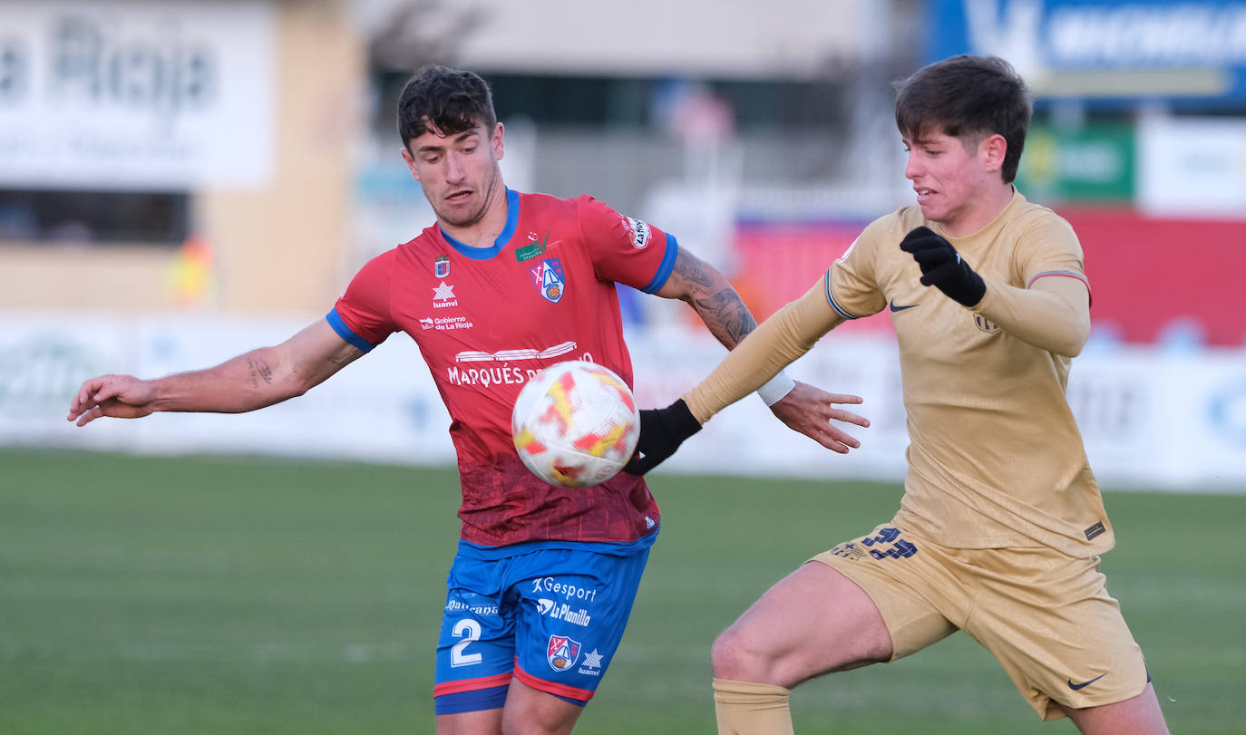 Fotos: El Calahorra cae ante el Barcelona B