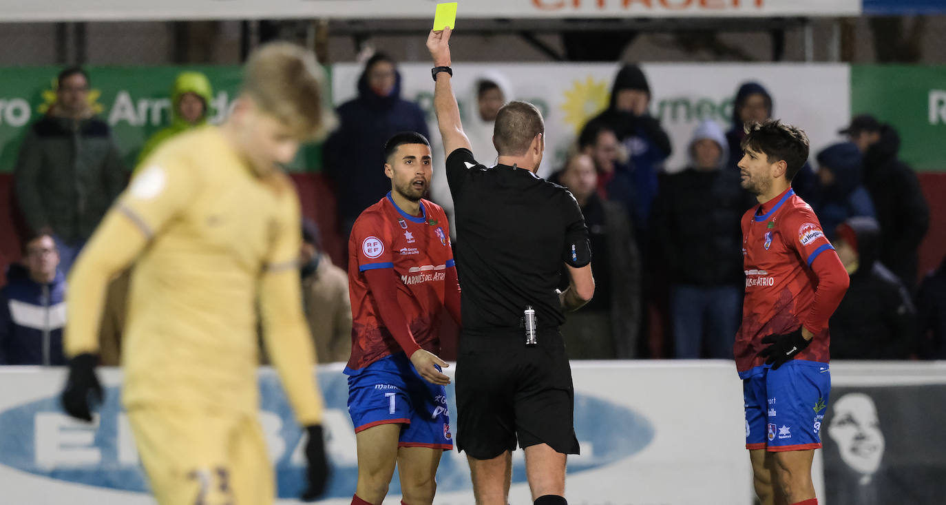 Fotos: El Calahorra cae ante el Barcelona B